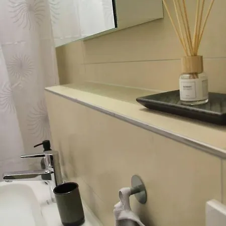 Zentral, Free Parking, Wifi, Naehe Bahnhof, Shops *