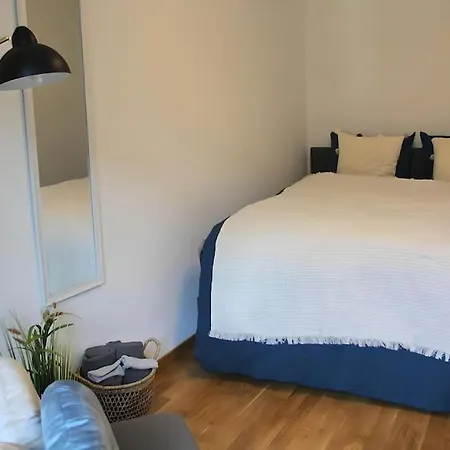 Zentral, Free Parking, Wifi, Naehe Bahnhof, Shops Daire *