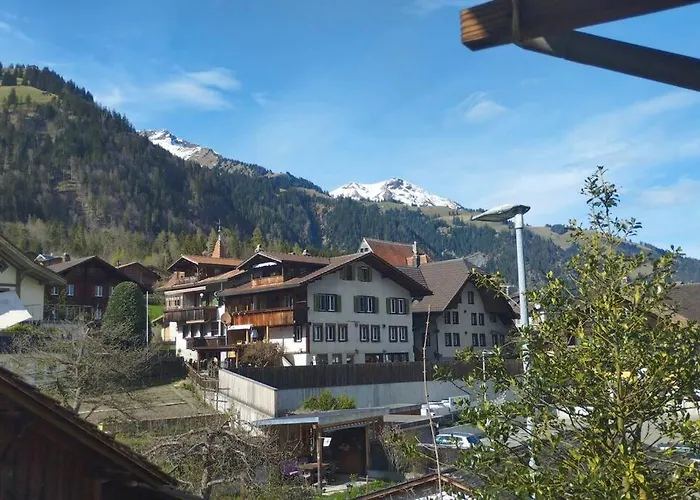 Apartment Zentral, Free Parking, Wifi, Naehe Bahnhof, Shops Frutigen