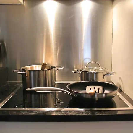 Zentral, Free Parking, Wifi, Naehe Bahnhof, Shops 弗鲁蒂根